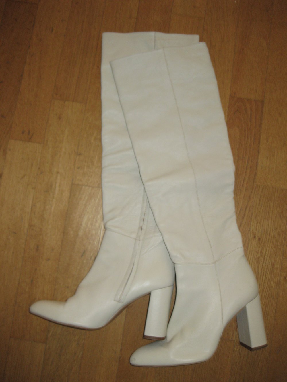 Zara Overknee Schlupfstiefel Leder weiss creme 40