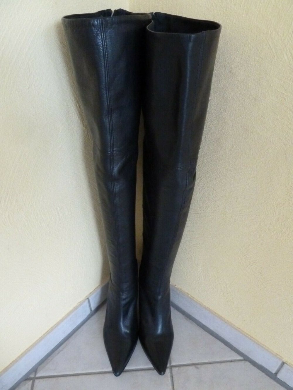 Buffalo Leder Overknee Stiefel spitz 40