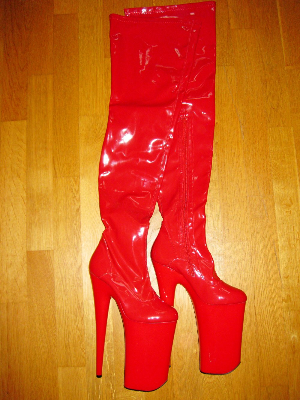 Pleaser Beyond 4000 Lack Plateau Overknee High Heel Gogo Stiefel
