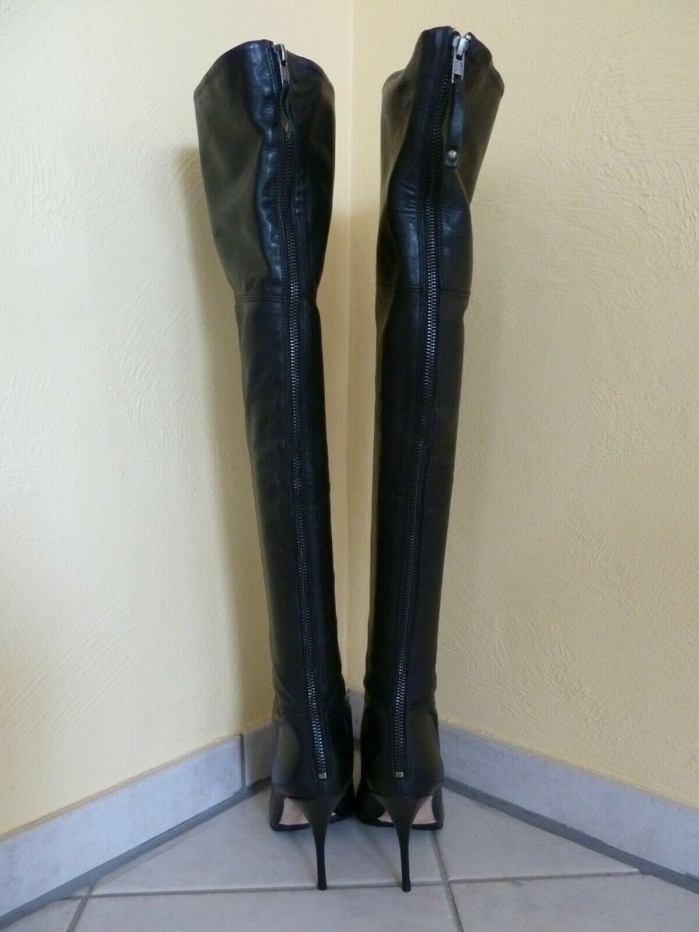 Buffalo Leder Overknee Stiefel spitz 40