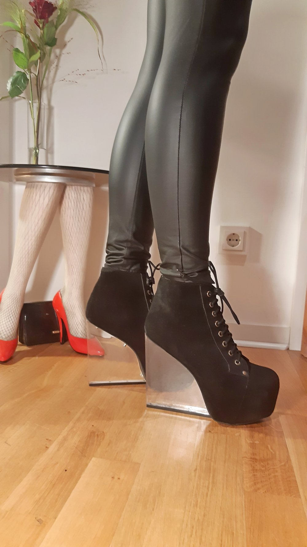 Jeffrey Campbell Dina durchsichtig Wildleder schwarz Wedge Boots WGT Gothic Emo 40