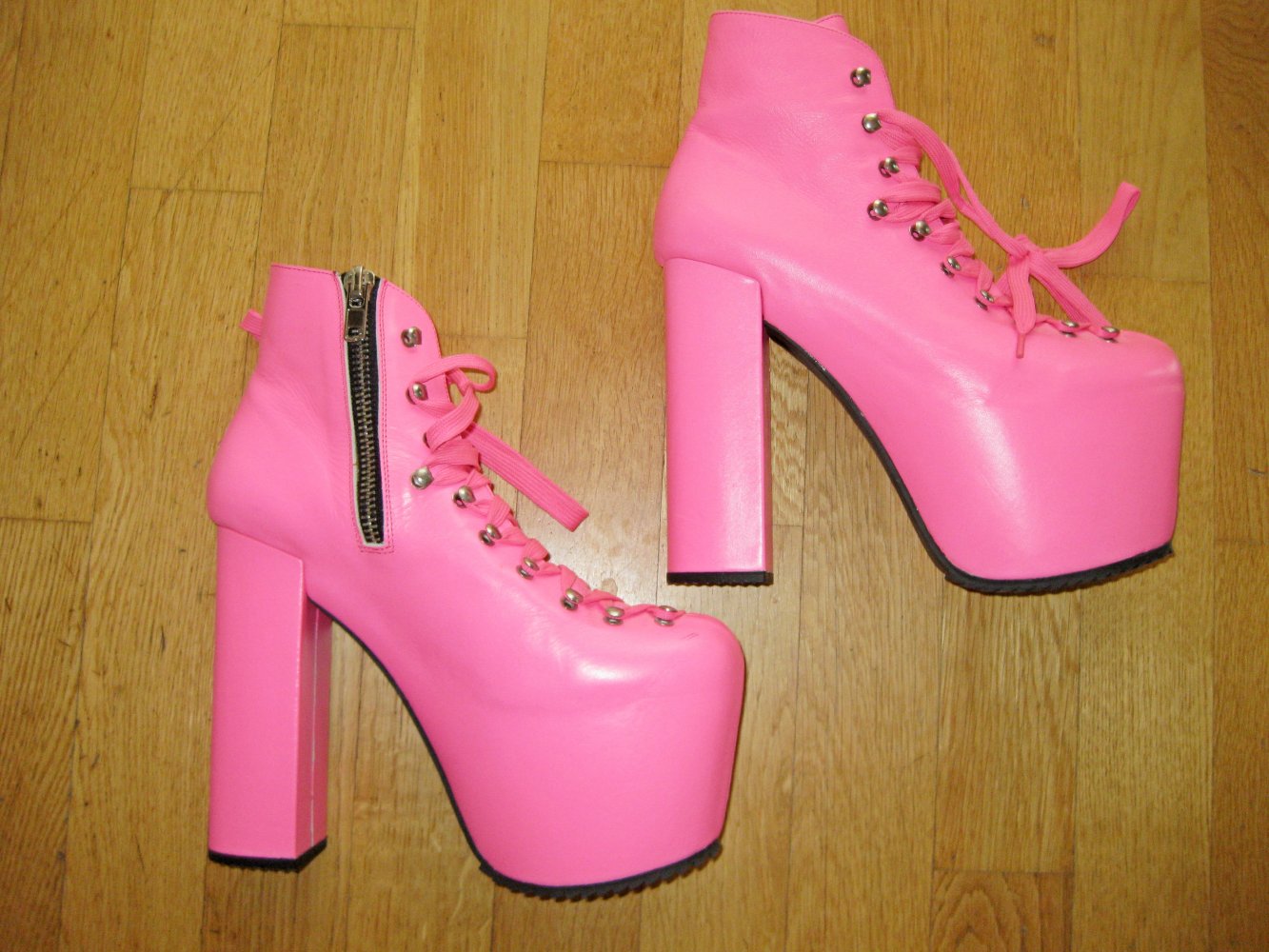 UNIF Hellbound pink US9 40 pink Plateau Emo WGT Boots