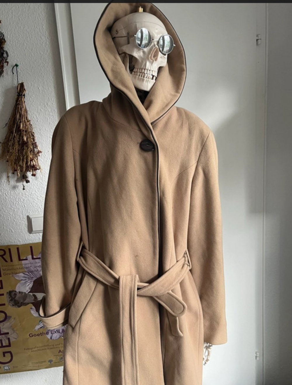 Damenmantel aus reiner Schurwolle ungetragen