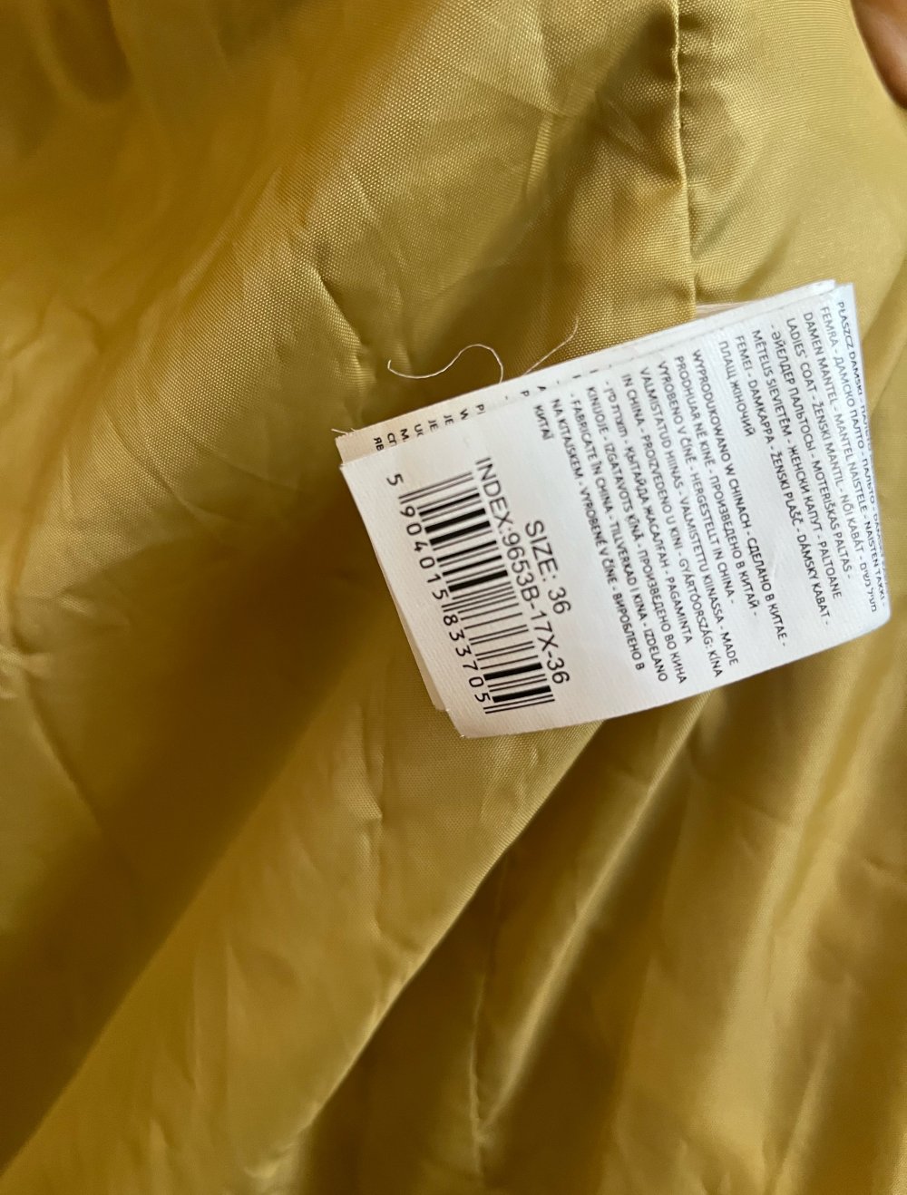 Senfgelber Kurzmantel gefüttert, Gr. 36 von Reserved