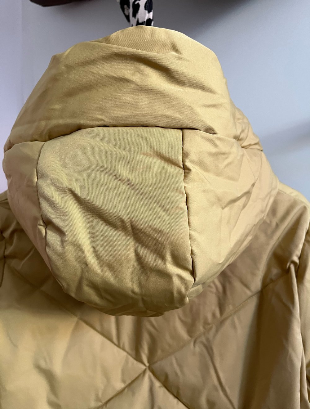 Senfgelber Kurzmantel gefüttert, Gr. 36 von Reserved