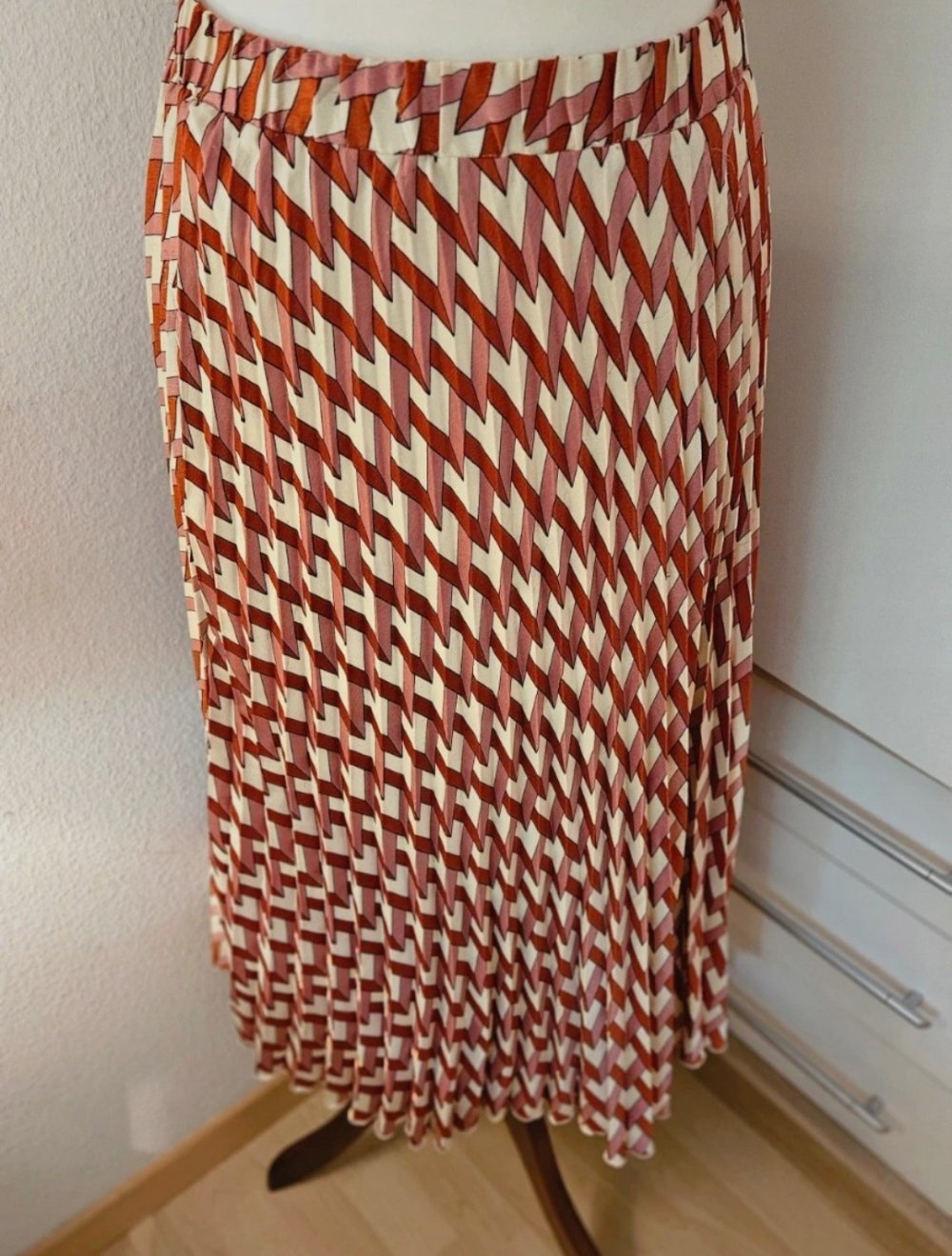 H&M Plissee Rock Gr M Midi