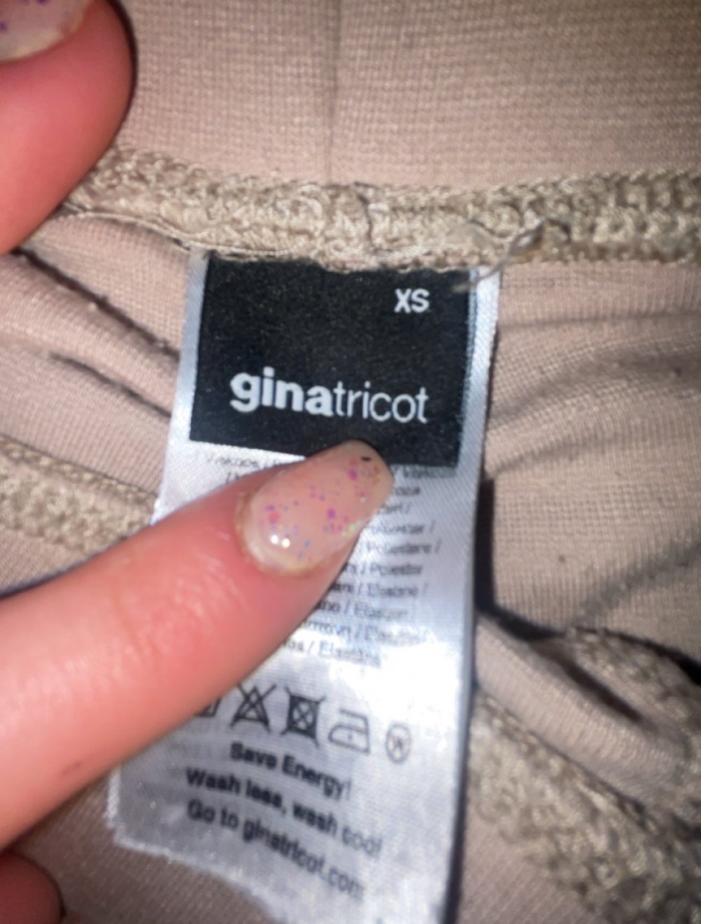 beige Stoff Schlaghose von ginatricot