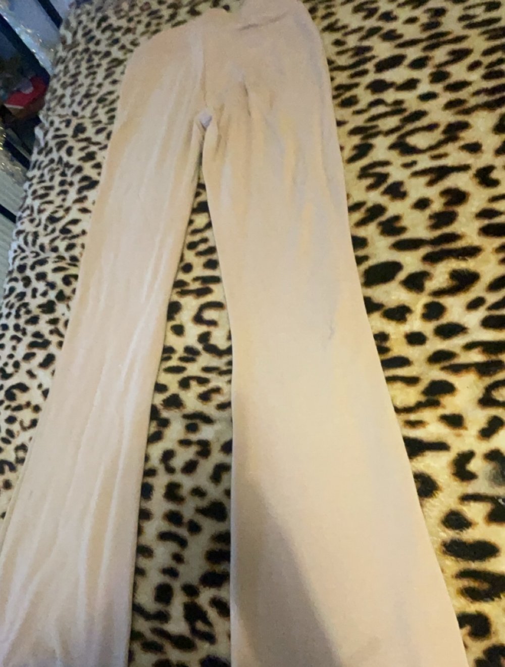 beige Stoff Schlaghose von ginatricot