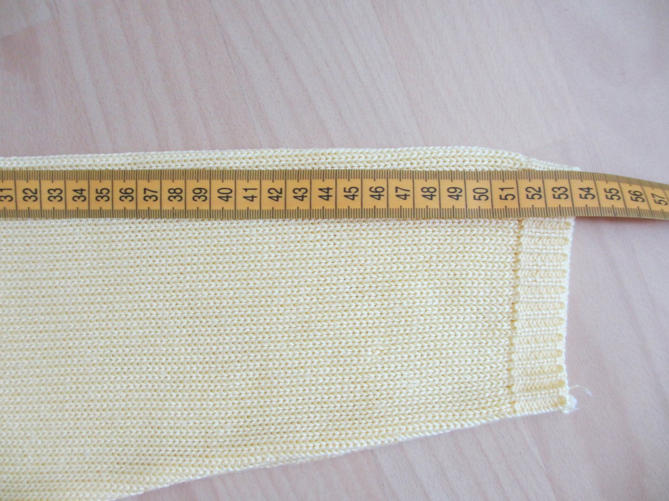 Vintage - Strickpullover / Pullover mit V - Ausschnitt, Strick, gelb - Gr. L / 40