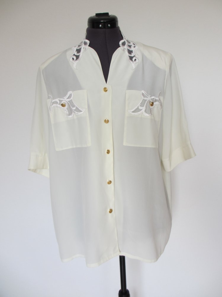Vintage Hemd-Bluse mit goldenen Knöpfen und Applikationen, weiss creme gold -  Gr. 40 / L