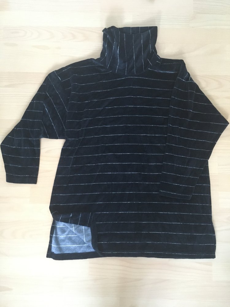 NEU - Hubermasche kuscheliger Pullover mit Rollkragen, gestreift samt - blau weiß - Gr. S / 36