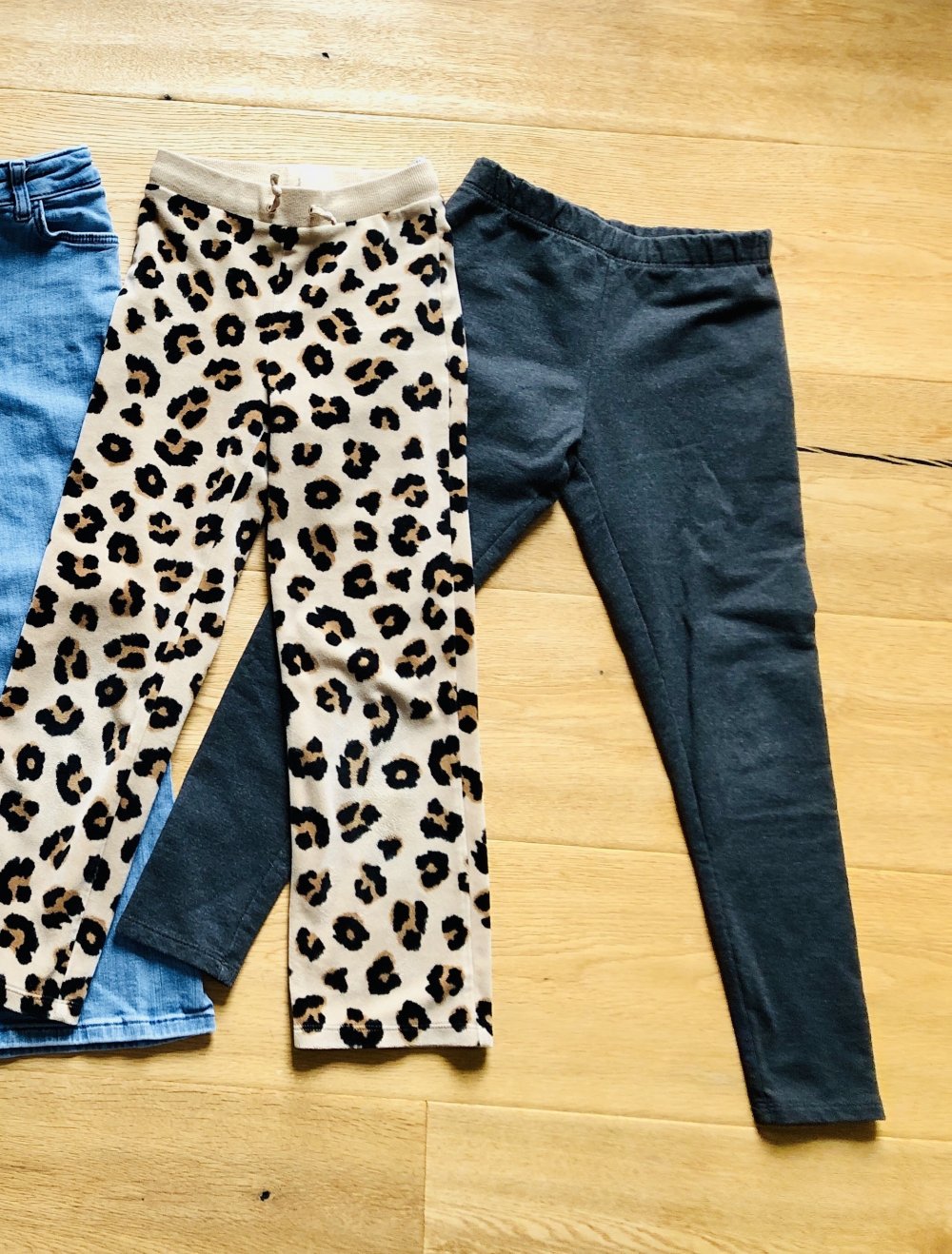 Kleidungspaket 8 Teile in Größe 110/116