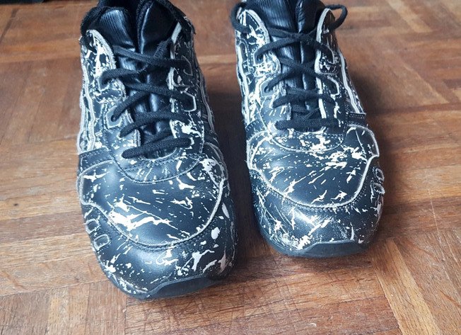 Asics Gel Lyte 3 Gr. 40,5 schwarz mit Sprenkeln. US 8, 26 cm