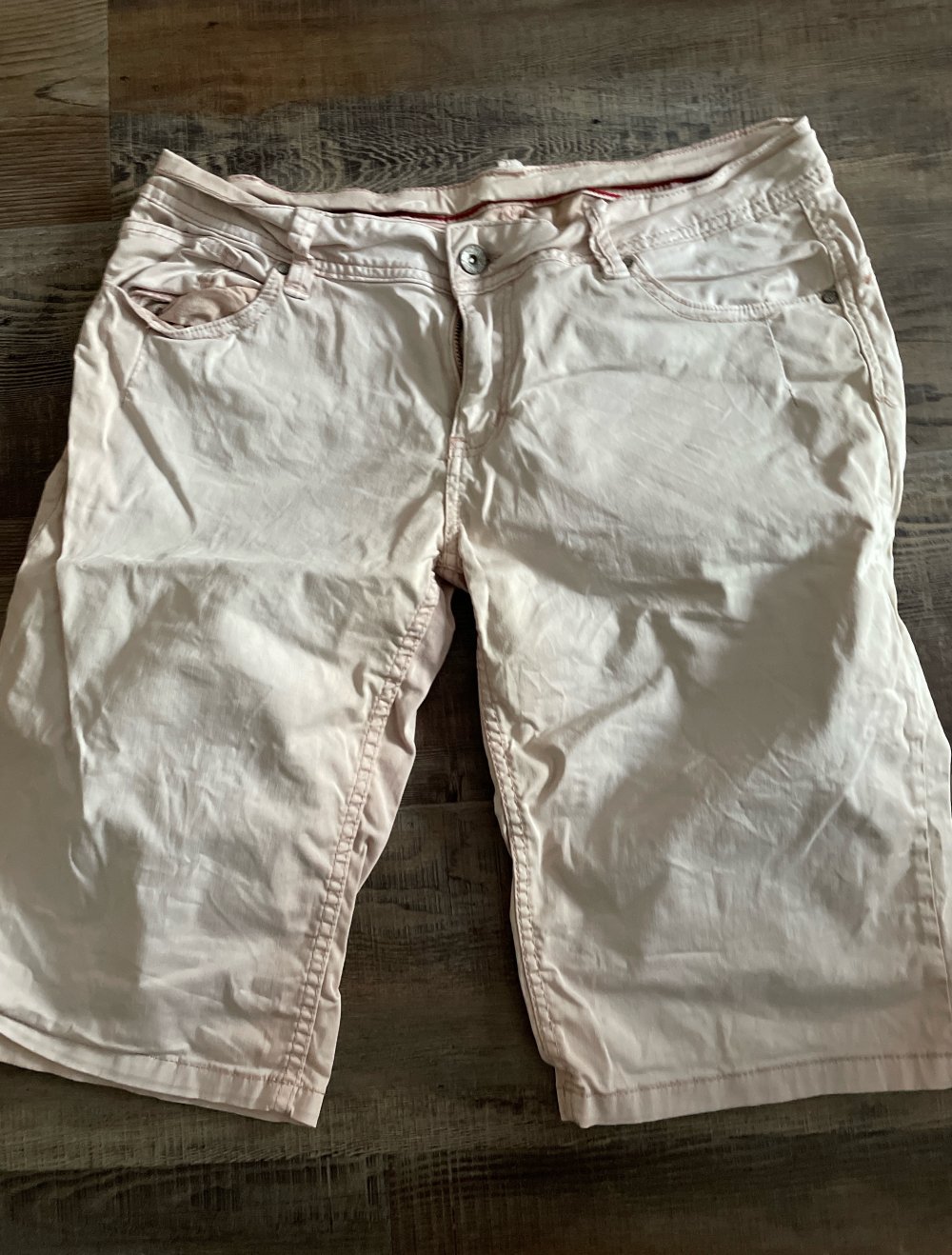 rosa Short Gr. L