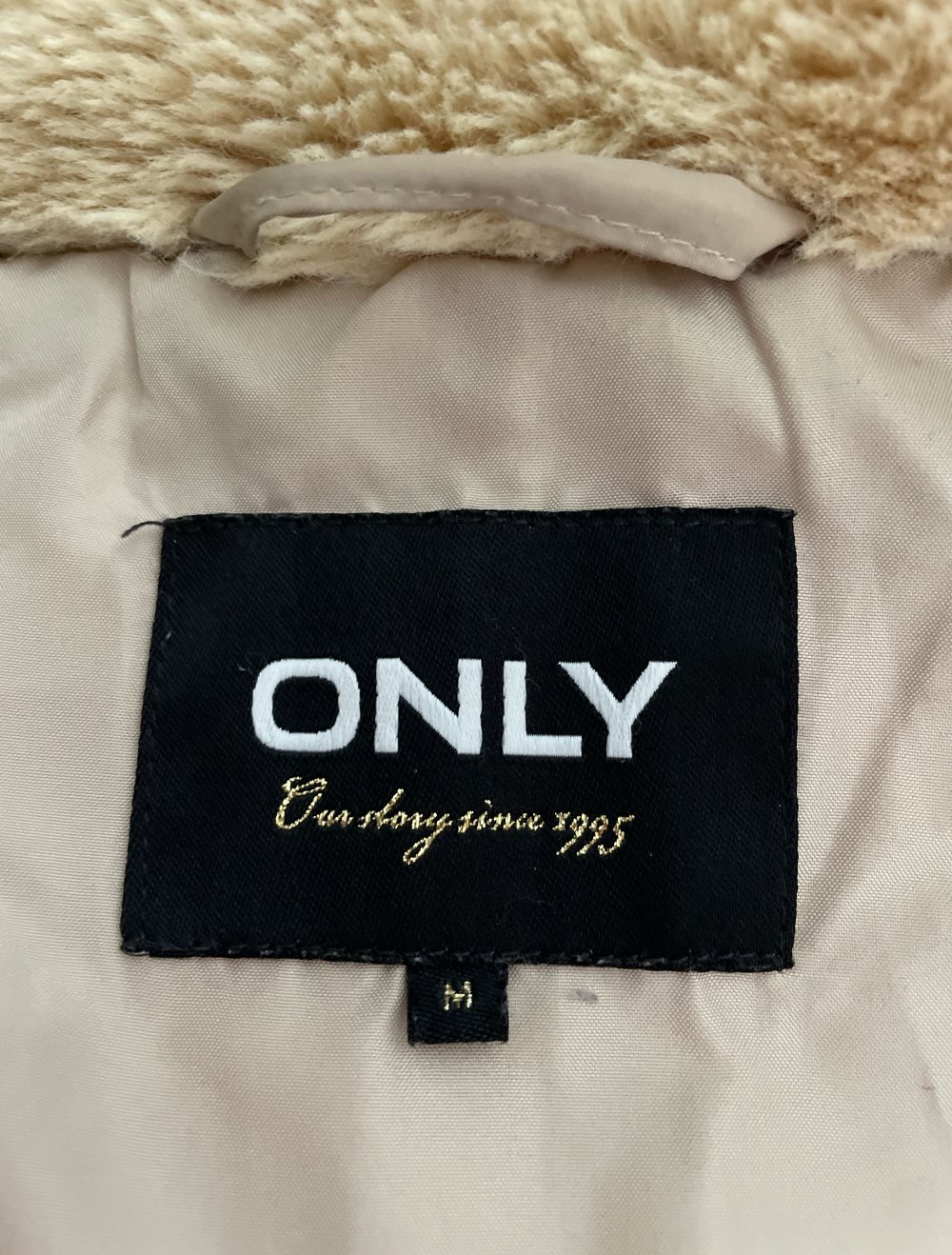 Winterjacke mit Fellkapuze Gr. M