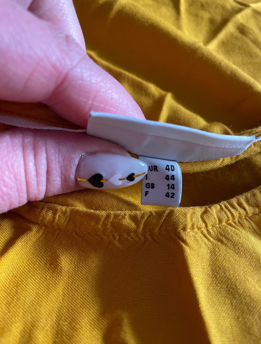 gelbes T-Shirt Gr. 40