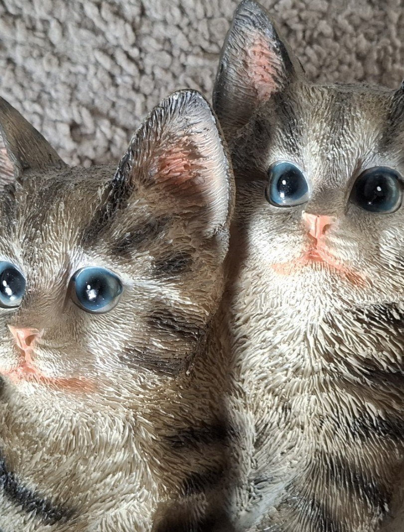 Deko Katzen aus Holz und Polyresin