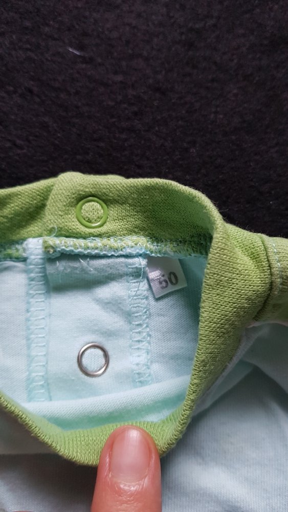 T-Shirt Gr. 50, hellblau grün mit Applikation