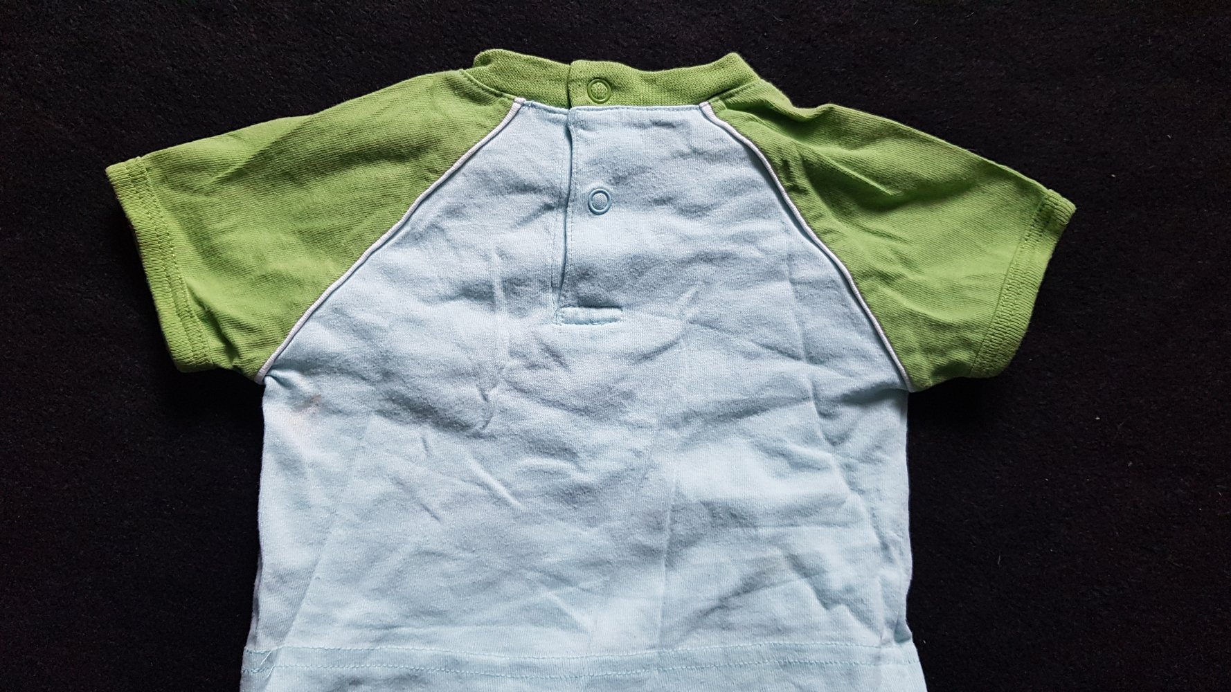 T-Shirt Gr. 50, hellblau grün mit Applikation