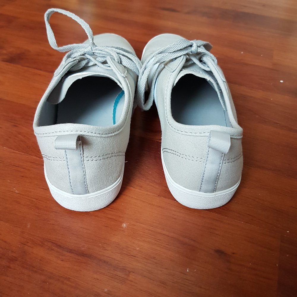 Hellgraue Adidas Sneaker Ortholite Sohle