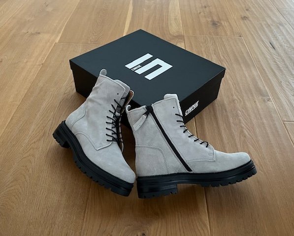 Cinque Damen Stiefel Gr. 37 in Hellgrau Neu mit Karton