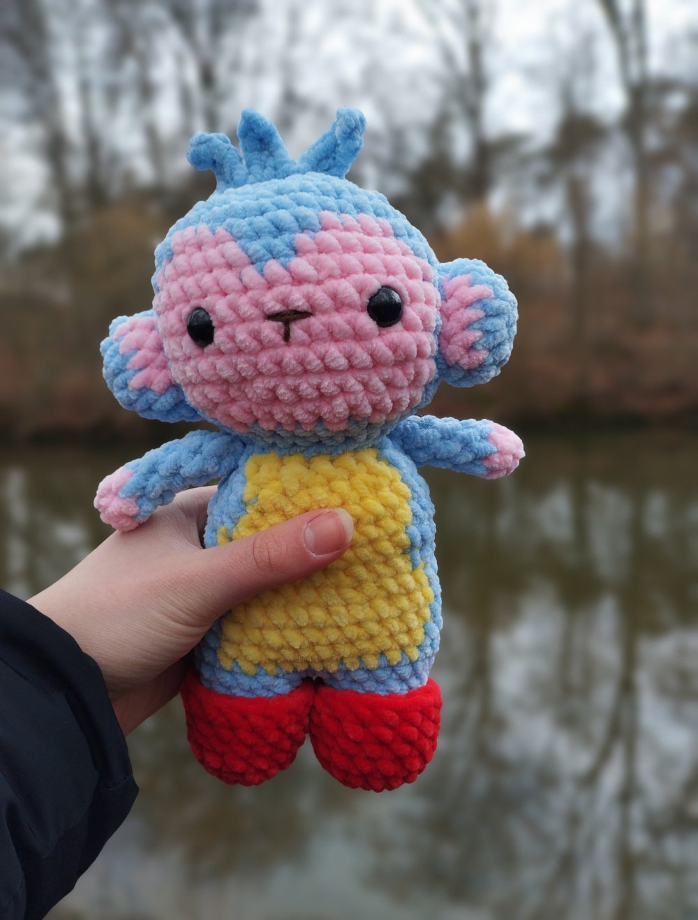 Boots Dora Kuscheltier Affe Amigurumi gehäkelt