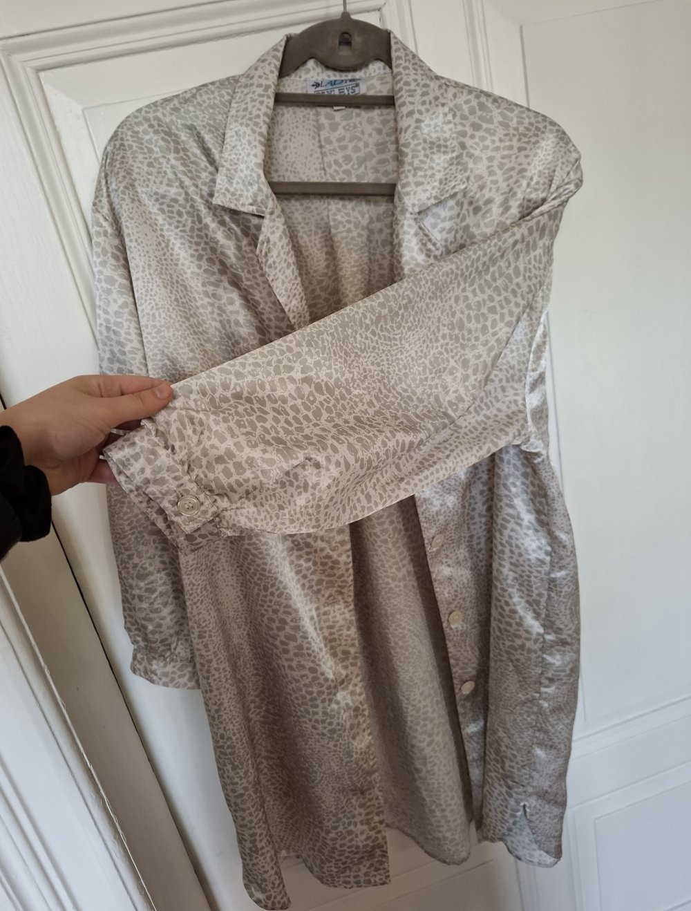 seidige Animal Print Bluse