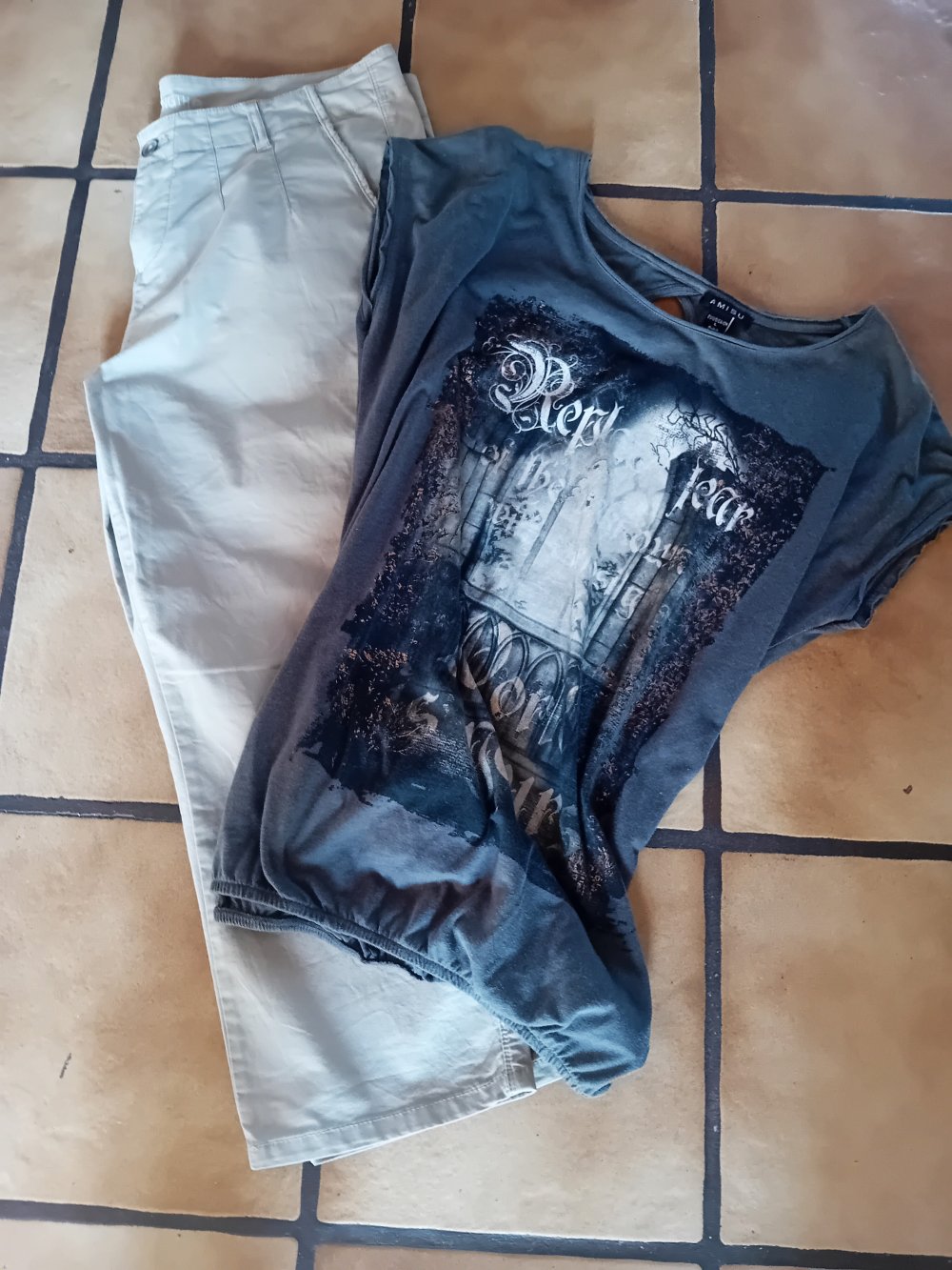 Klasse Kombi Shirt & Hose Gr.L 40/42 Sehr Gut