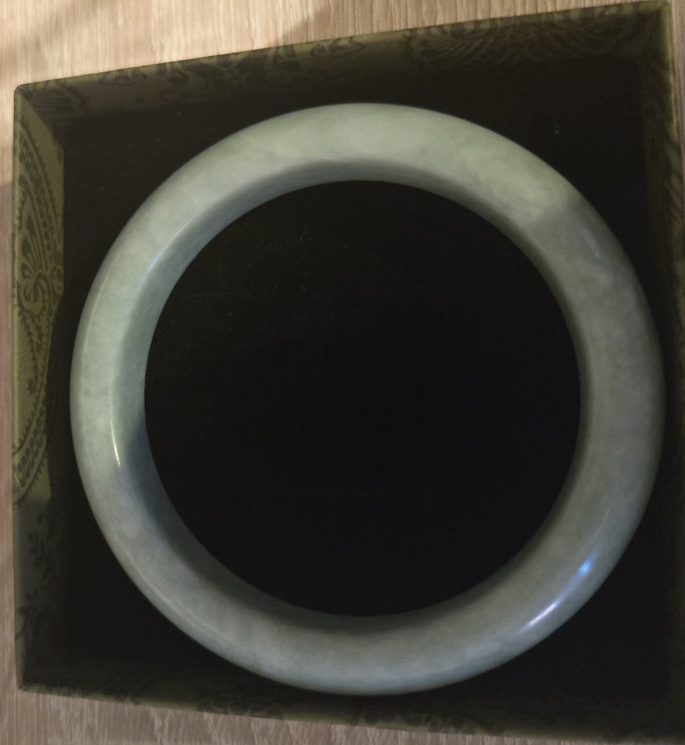 Schöner Jade Armreif Armband 