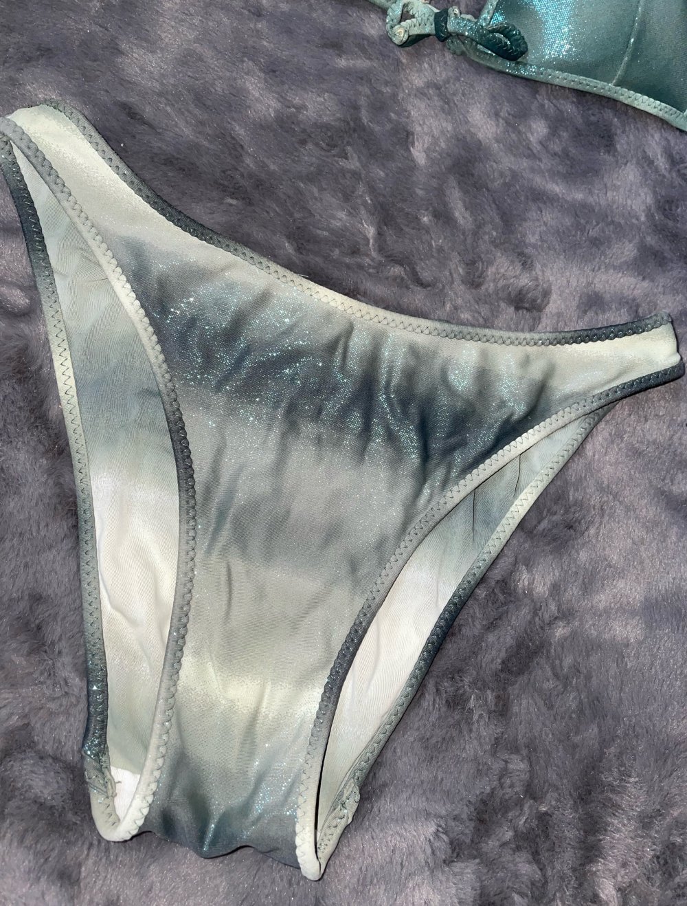 Glitzer Bikini aus Sizilien