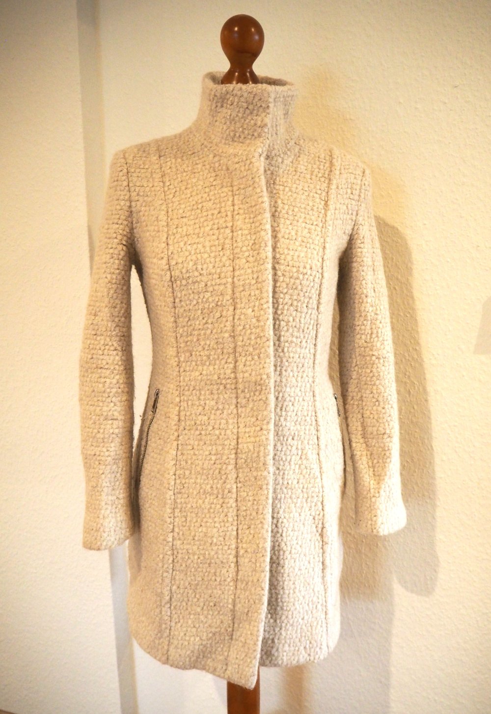 Eleganter Bouclé Wollmantel