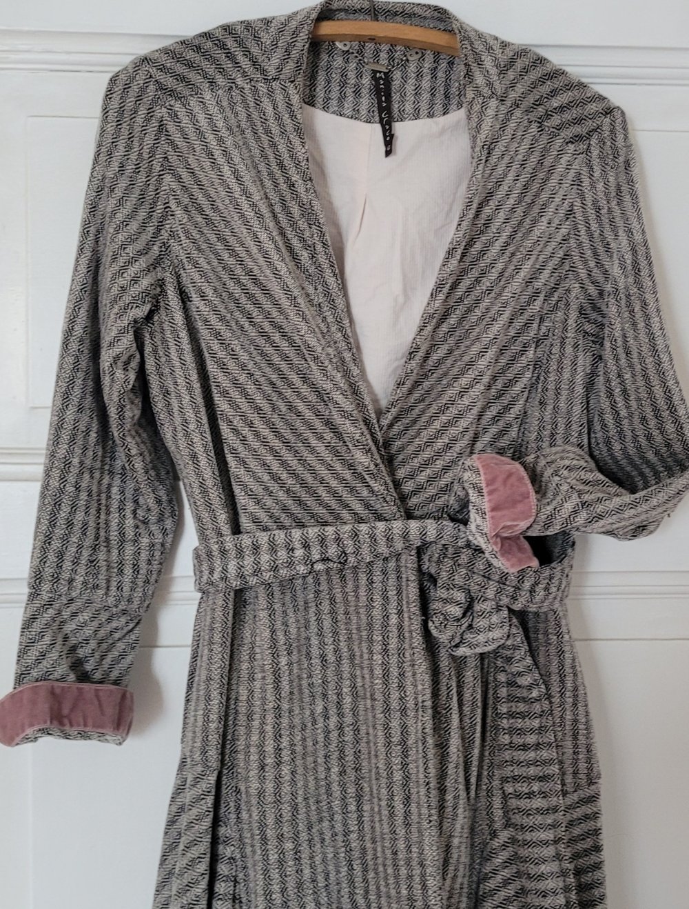 asymmetrischer Frühlingsmantel