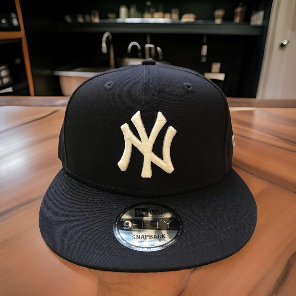 New Era 9Fifty Black / Schwarz New York Yankees Snapback Cap Käppi
