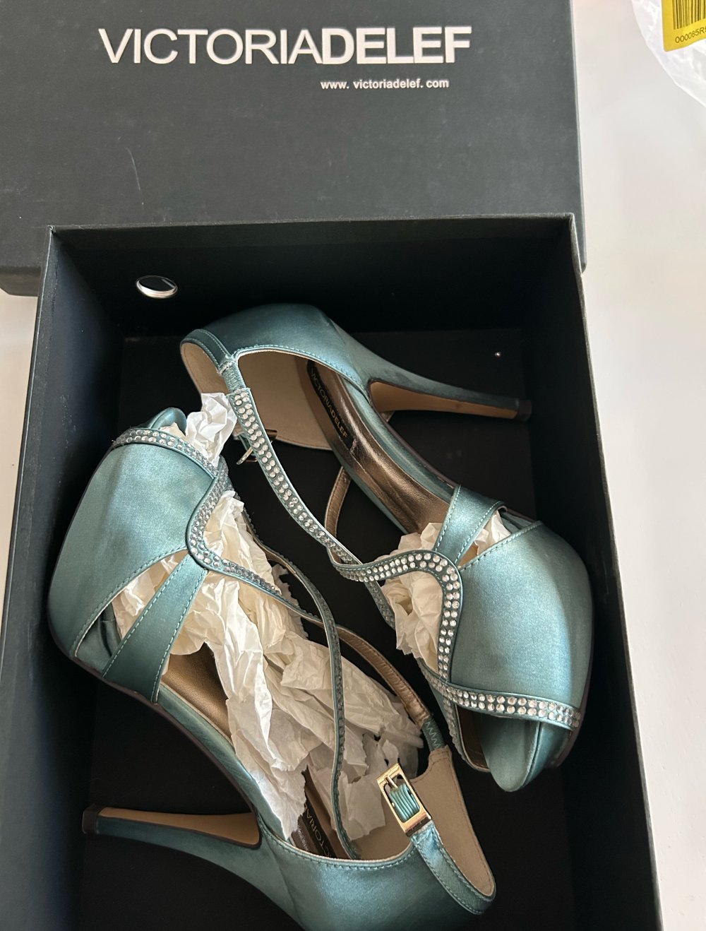 Schuhe und Abendhandtasche