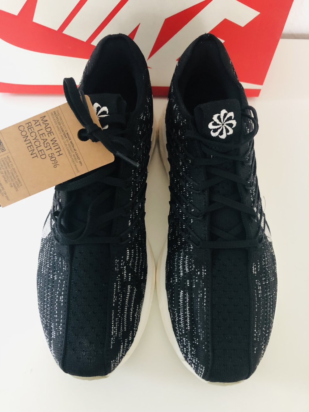 Nike Sneaker schwarz Gr 45,5 statt 150 eur