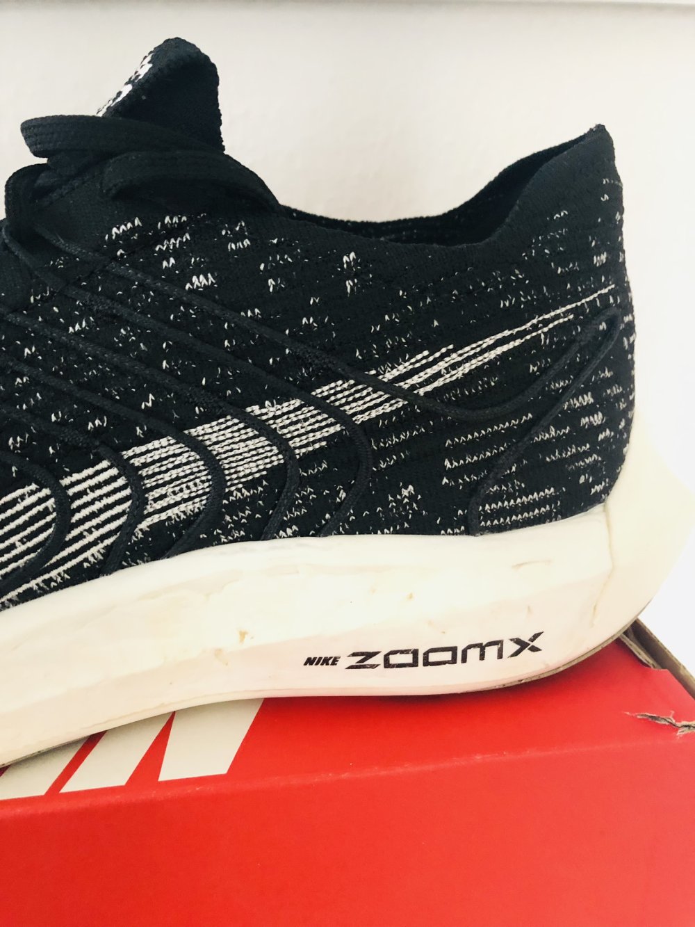 Nike Sneaker schwarz Gr 45,5 statt 150 eur