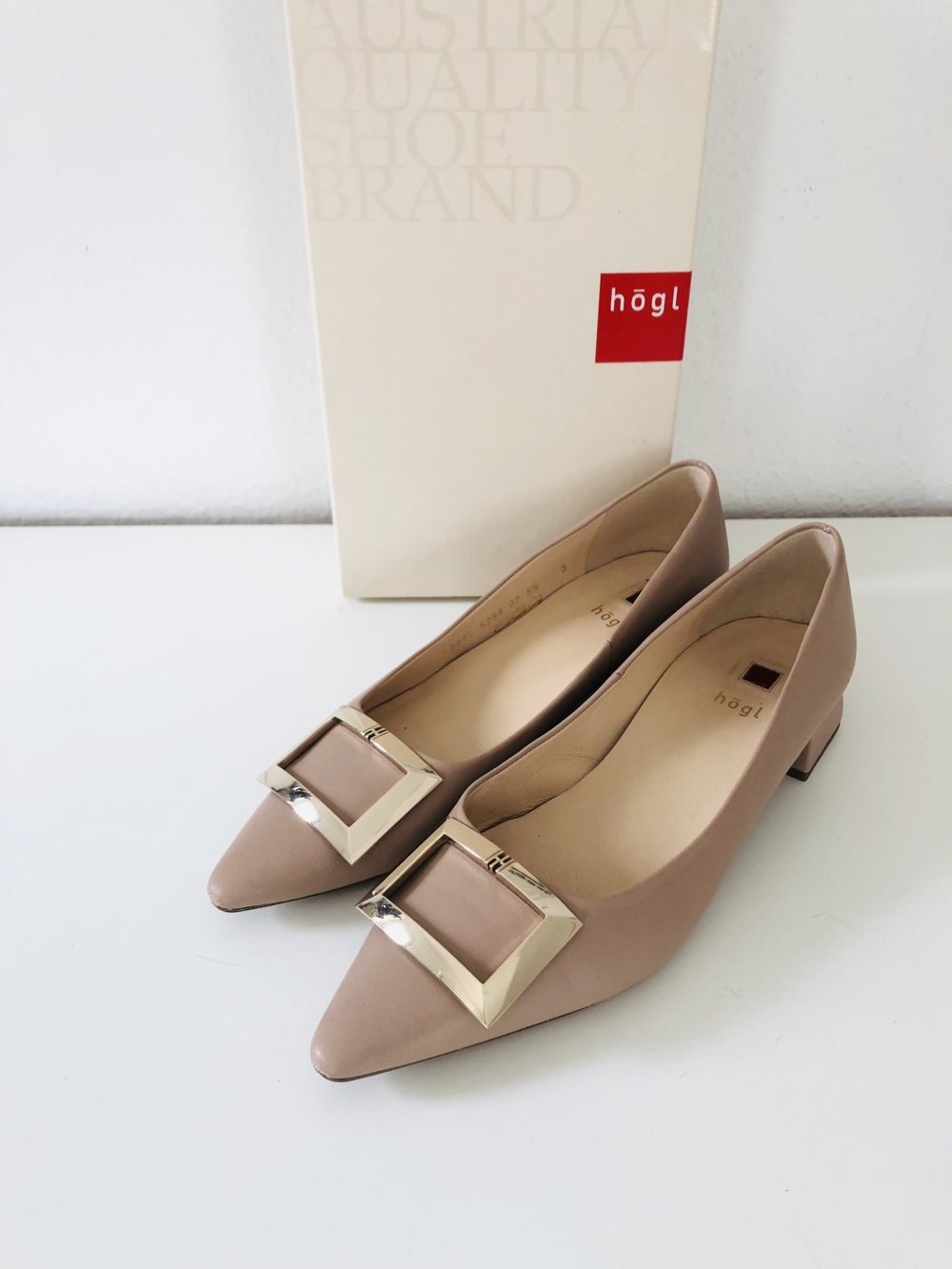 Högl Pumps beige nude Gr 38,5 statt 160 eur