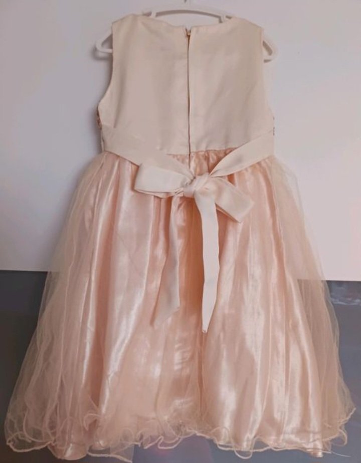 Wie neu~Festliches Kleid m.Pailletten & Tüll, Gr.116~122, aprikot