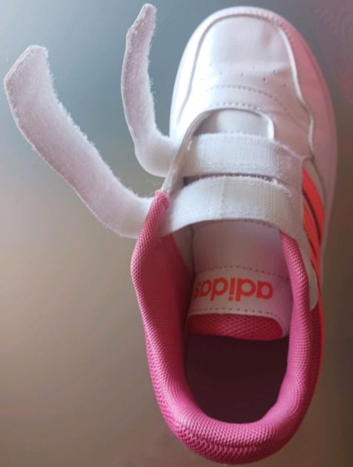 Neuw. ~ Schöne Sportschuhe ( v.Adidas), Gr.32, weiß/orange/pink