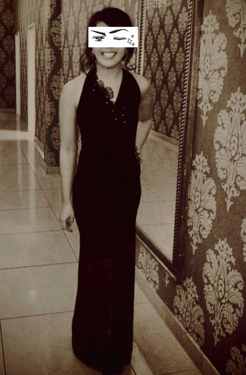 Schwarzes, elegantes kurzes und langes in einem