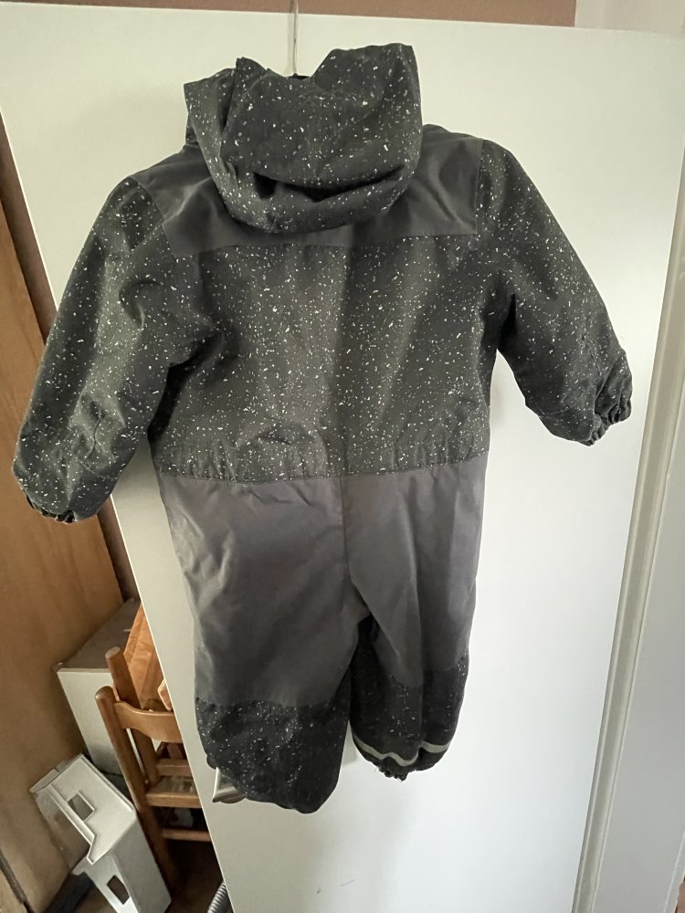 Schneenanzug in Gr.98 von H&M, guter Zustand