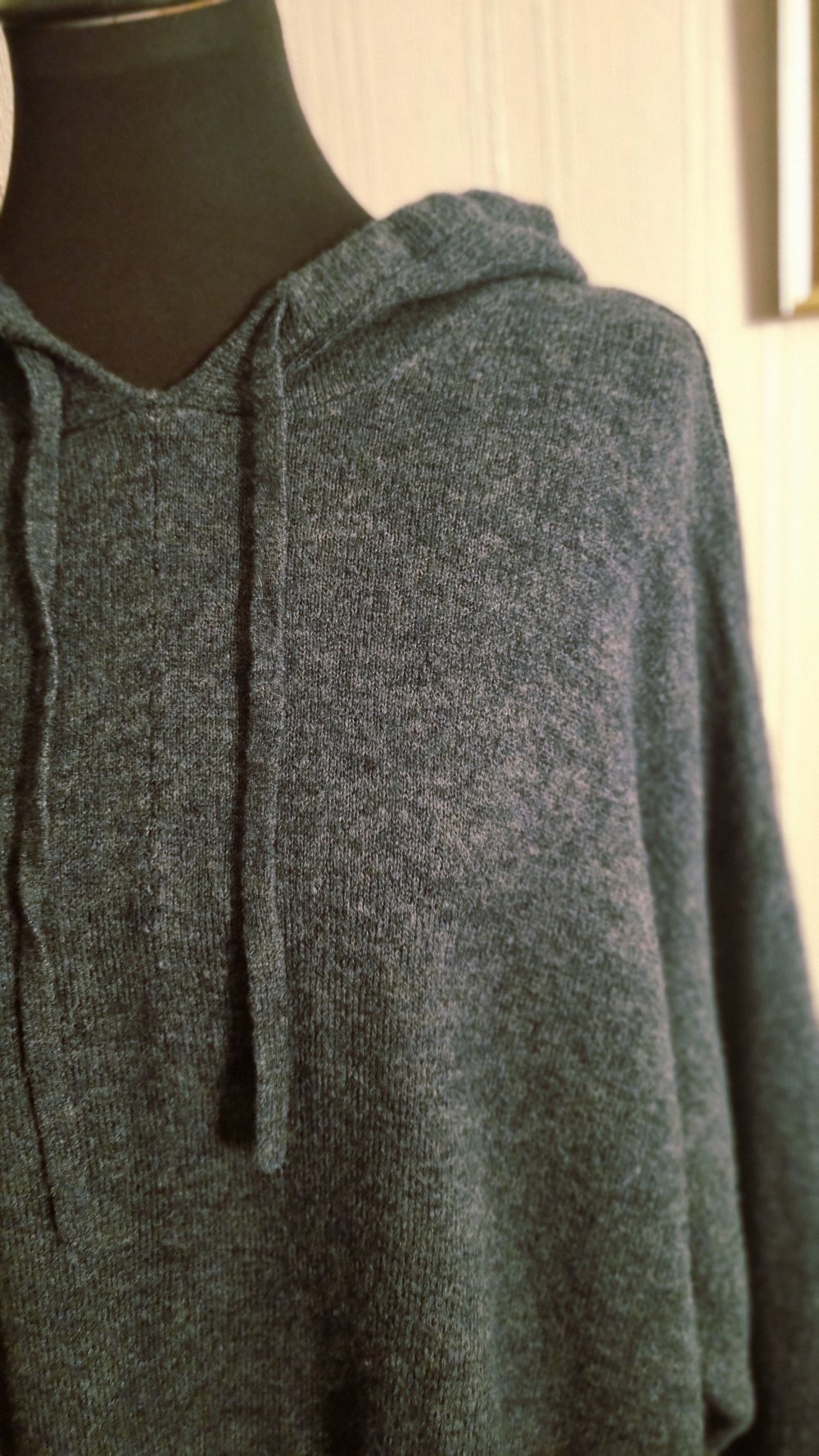 Strickkleid Vero Moda 48 50 dunkelgrün Kapuze 