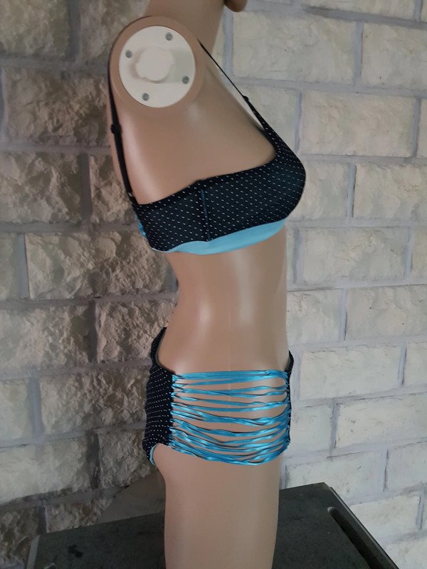 Bikini mit Bändern