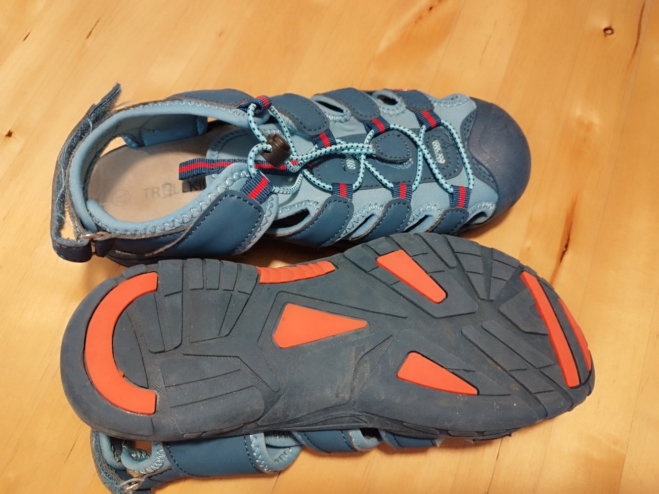 Trollkids Sandalen und Sommerschuhe Größe 37 