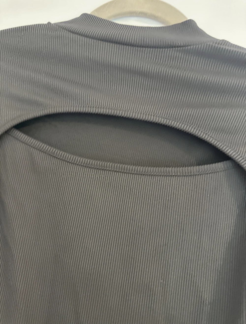 Schwarzes Langarm-Shirt