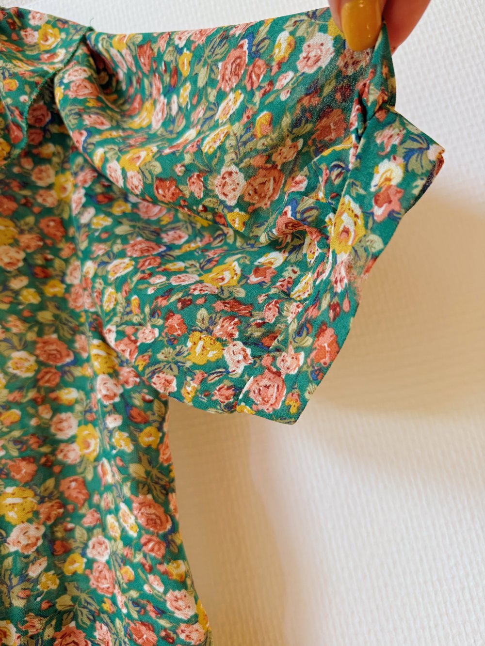 Blumenkleid ~ Grün mit Blumenprint 