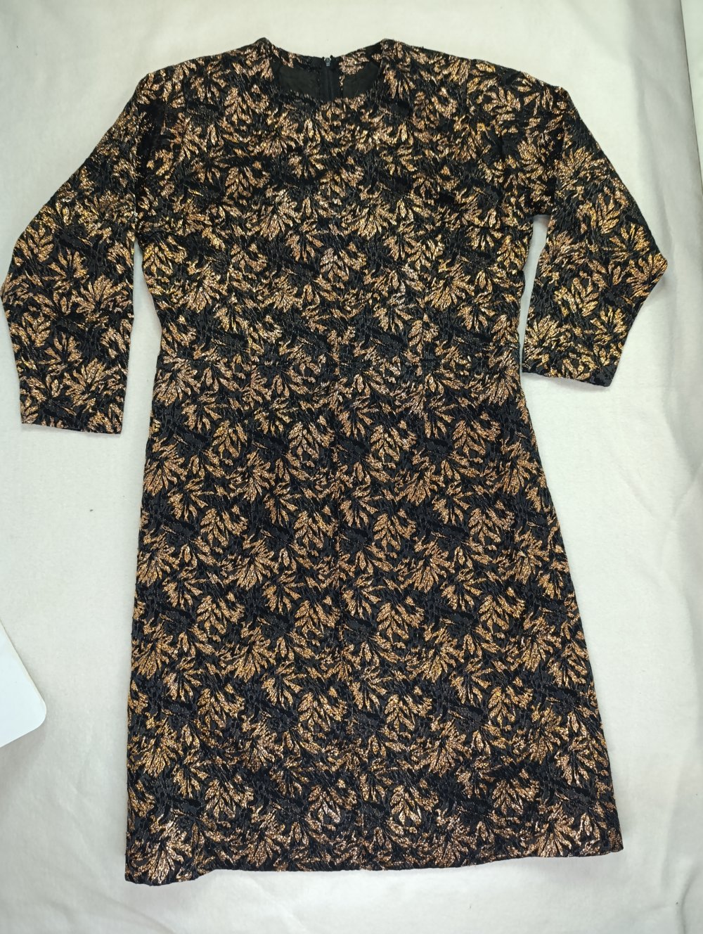 Elegantes Vintage-Kleid, Schwarz-Goldene Jacquard