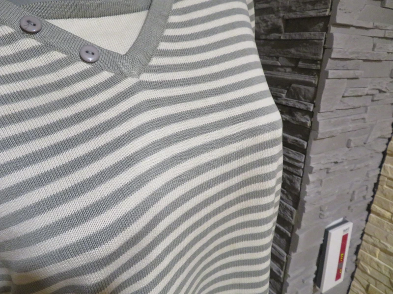 Damen Feinstrick Pullover Größe 44 (Nr1985a)