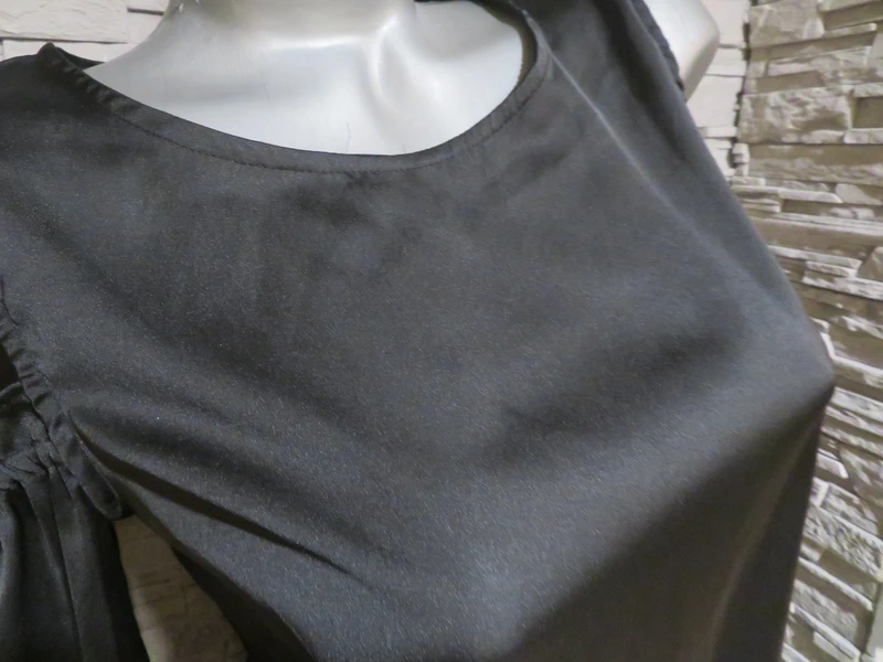 Damen Satin Blusen Shirt Größe XS/S von H&M (Nr1969a)