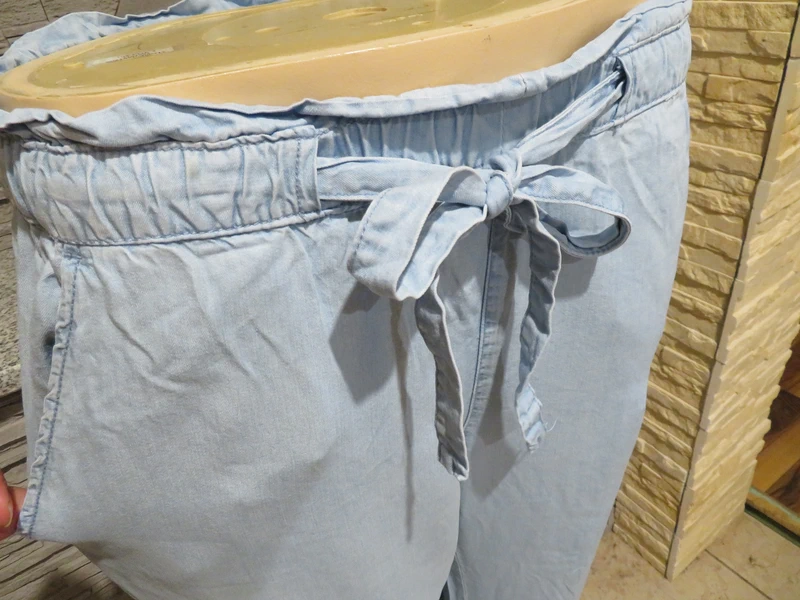 Leichte Damen Jeans Pluderhose Größe S/M (Nr2037a)